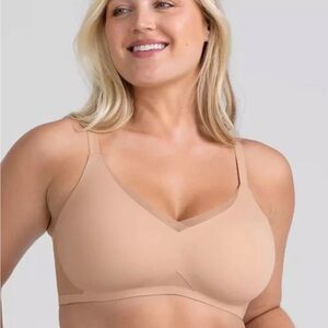 NWOT Honeylove Crossover Bra in Sand (beige) Size M++